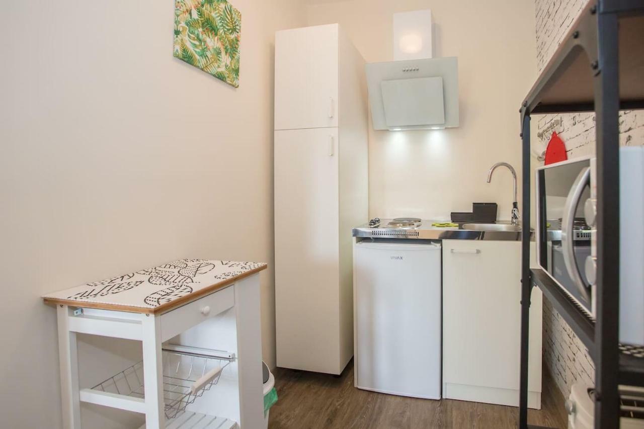Caprice Studio Apartment Poreč Buitenkant foto